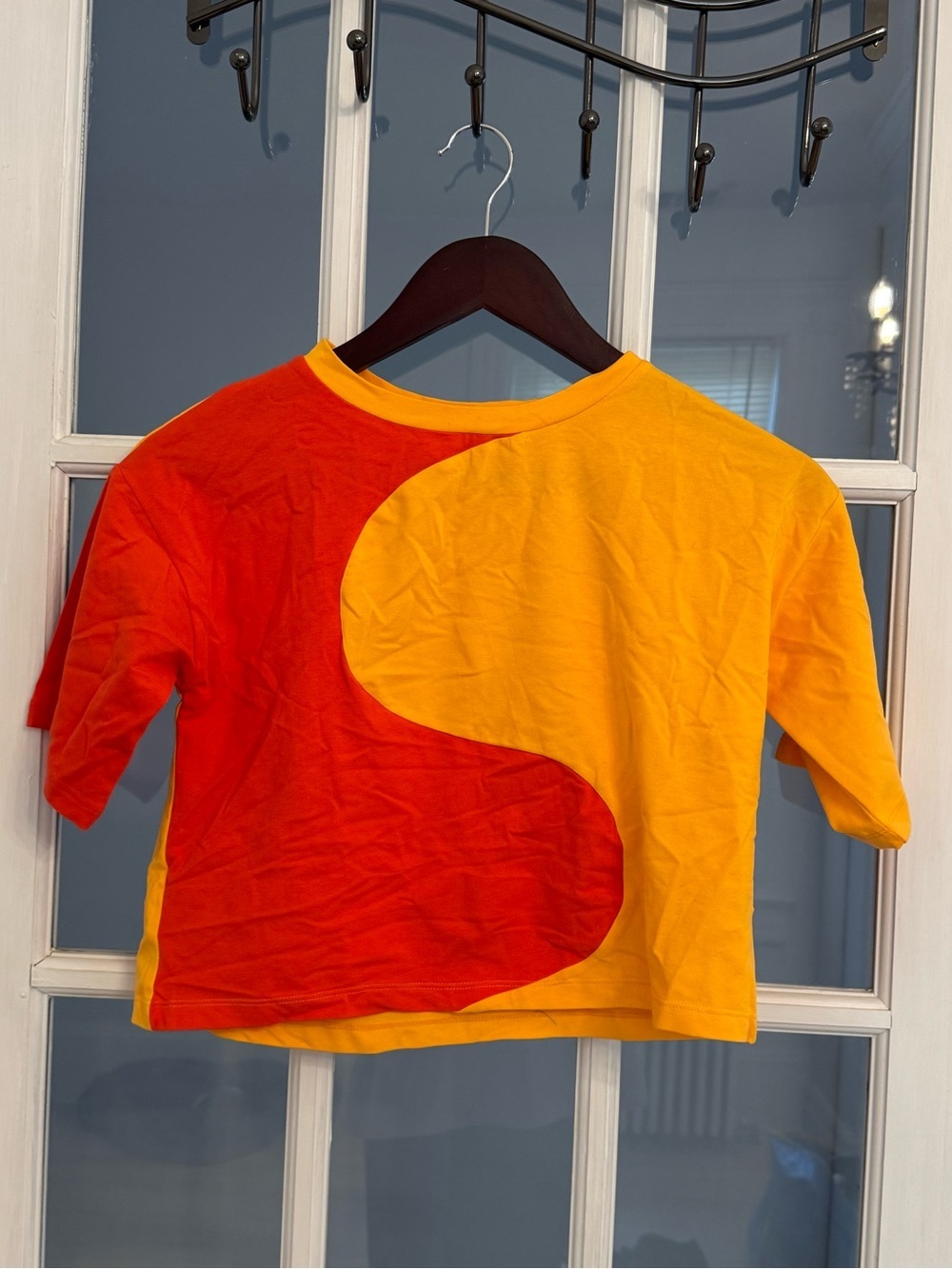 UNITED COLORS OF BENETTON Women’s Red & Yellow Color Block Short Sleeve Crop Top